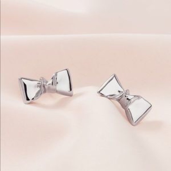 Stella & Dot Jewelry - Stella & Dot Silver Bow Studs